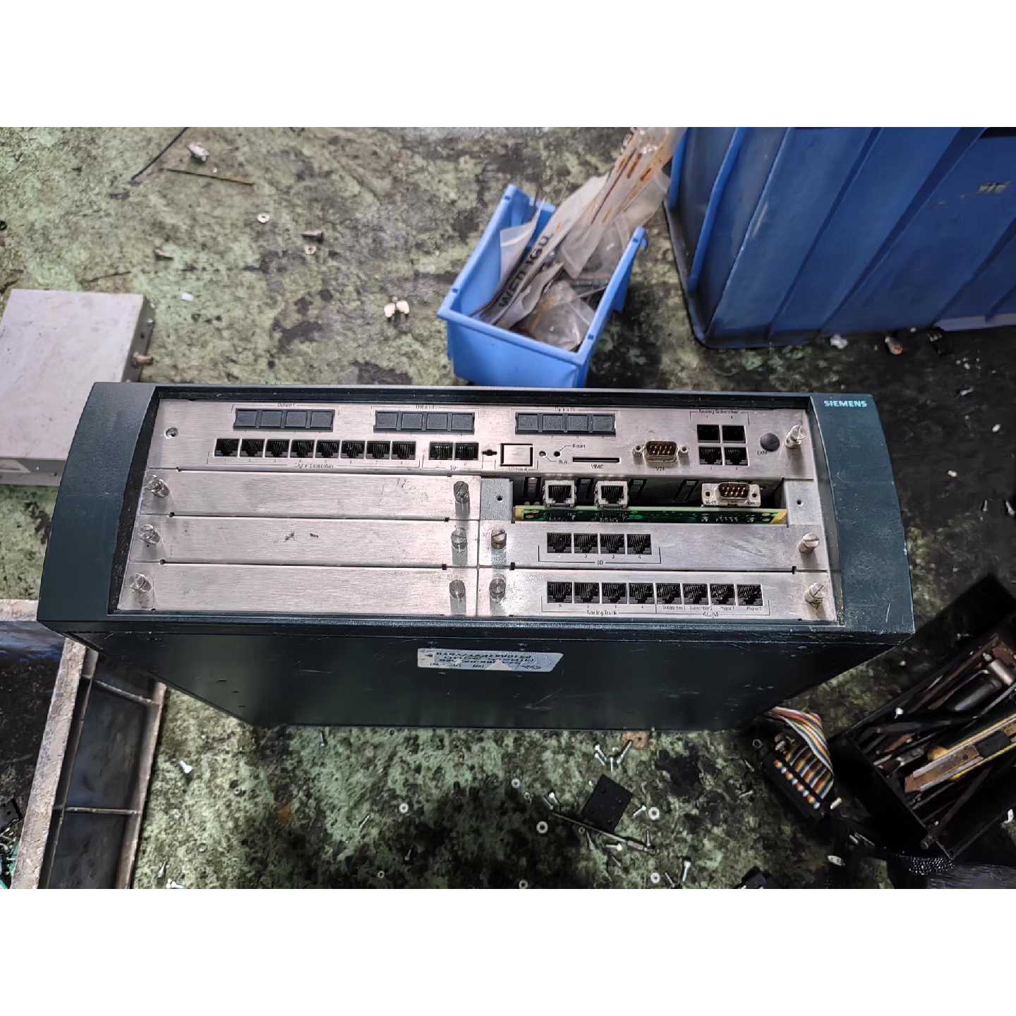 议价-HiPAth3500数字程控用户交换机 图片为实物图,