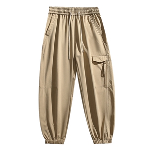 青少年卡其色束脚工装裤男秋季宽松2026新款休闲运动裤男款长裤子