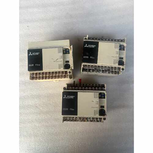 PLC FX3SA-30MR-CM，3台，外观有议价