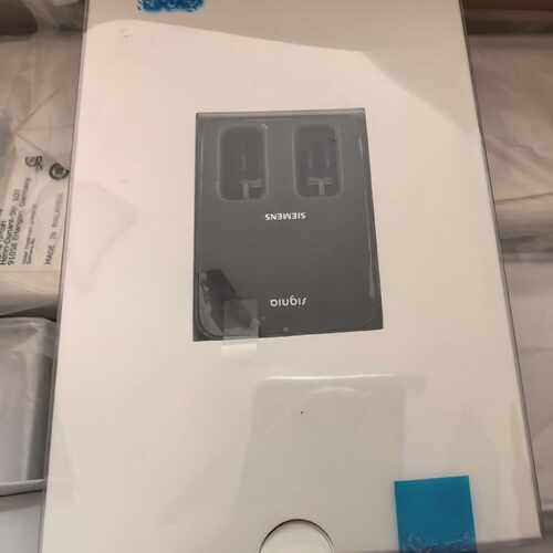 议价全新signia Inductive Charger维修
