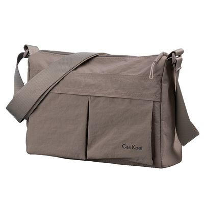 男士通勤多功能大容量斜挎包