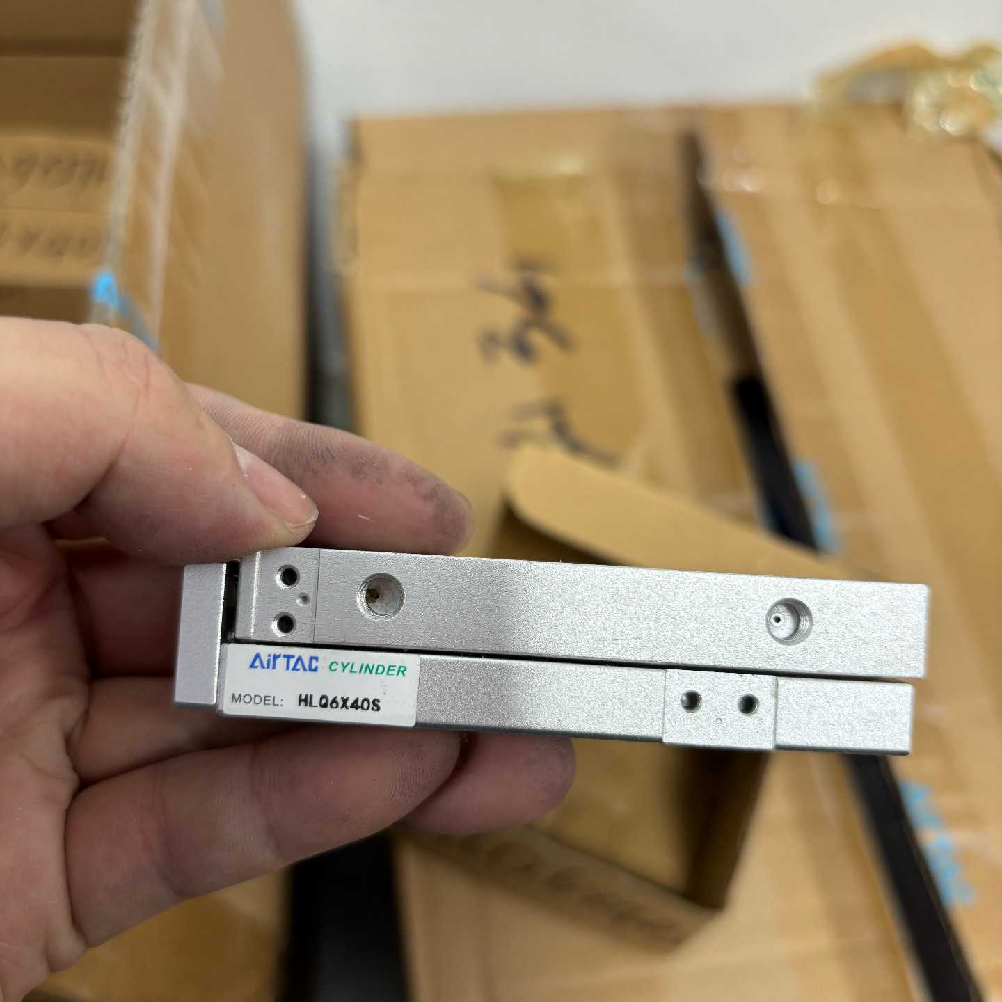 【议价-可维修】气缸 滑台 HLQ6X40S 全新/二手均有货