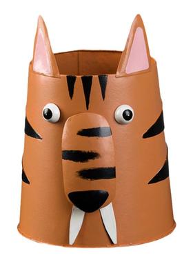 简约样板间儿童房书桌软装摆件