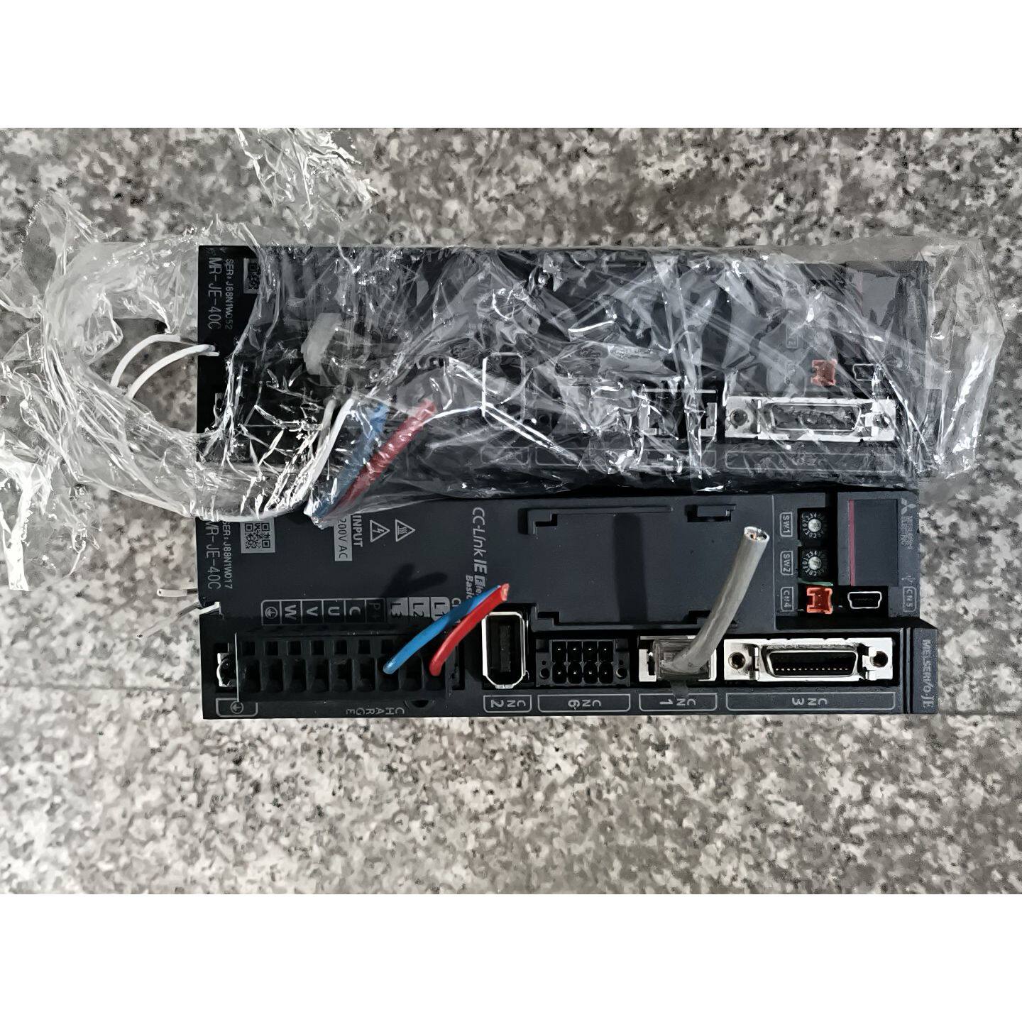 议价可维修三菱驱动器MRJE40C功能包好成色如图实拍
