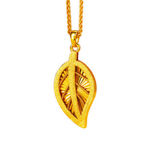 新款仿黄金色树叶吊坠女款简约高级感金枝玉叶锁骨链挂坠送女友