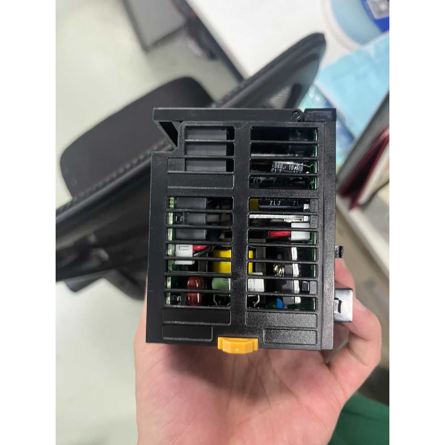 议价欧姆龙NJ-PA3001电源模块