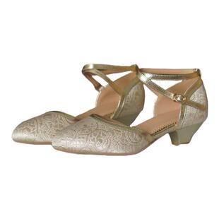 奈里法式复古浅金杏仁头旗袍酒杯低粗跟单鞋民国中空玛丽珍凉鞋