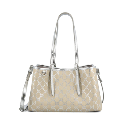 GUCCI 古驰女士中号米色emblem 烫银logo购物包 26早春意大利代购