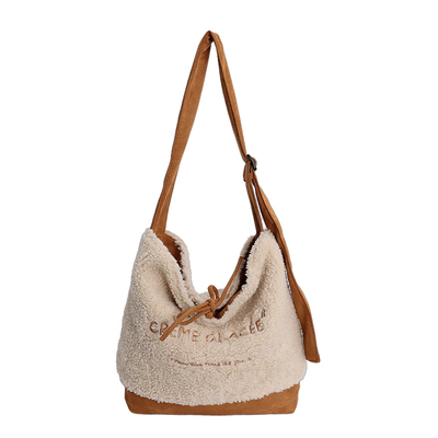 秋冬休闲羊羔绒包包女2025新款毛茸茸单肩包大容量通勤斜挎毛绒包