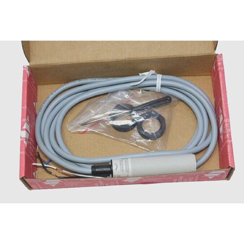 CARLO GAVAZZI CA18CAF08BPA2IO Capacitive Proximity Sensor