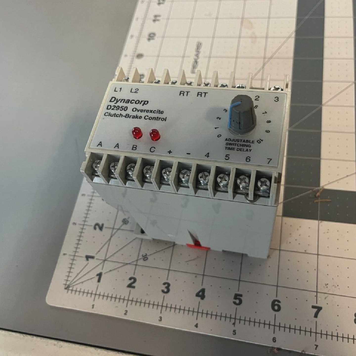 DynacorpD2950可调离合器制动器控制过度兴奋