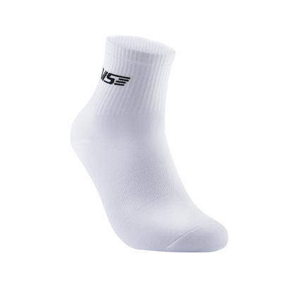 威臣运动袜中筒透气吸汗