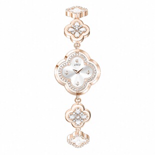 CR夏洛特 四叶草女士手表轻奢小众新款气质手链腕表生日礼物