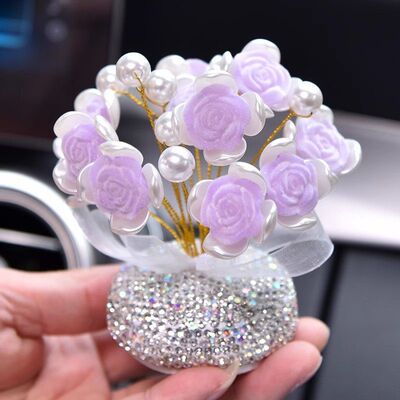 汽车新款摆件浪漫车载玫瑰花车内中控台装饰品女神香薰创意