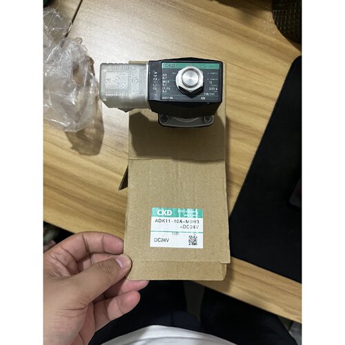 〔议价-可维修〕D电磁阀 ADK11-10A-M2HB 24V 带包