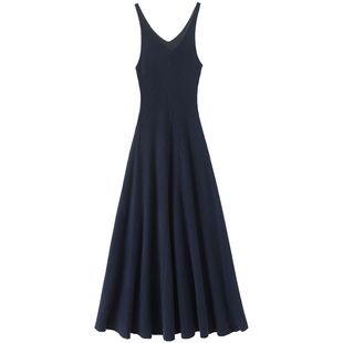 藐视众生！神仙色车厘子红V领吊带羊绒连衣裙伞裙女长款羊绒衫