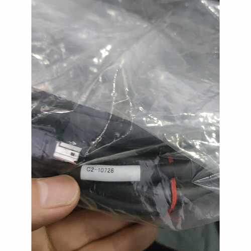 全新原装正品，型号C2-10728，AX-CBLR6-DM0