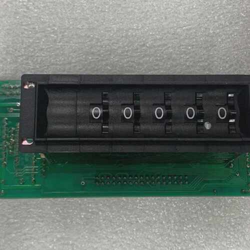 Nusco DIGI96 01A530 5 Digits Thumbwheel Digital Switch Used