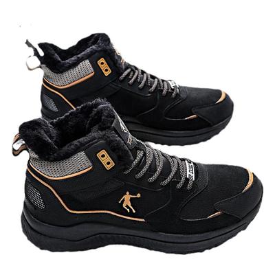 乔丹冬季保暖靴子棉鞋男