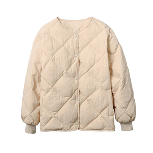 300斤特大码遮肉显瘦菱格棉服外套女胖mm白色简约慵懒风圆领上衣