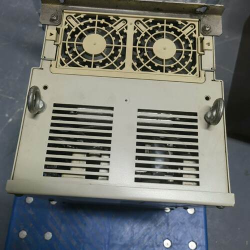议价安川变频器CIMR-EB4A0058ABA，安川E1000系维修