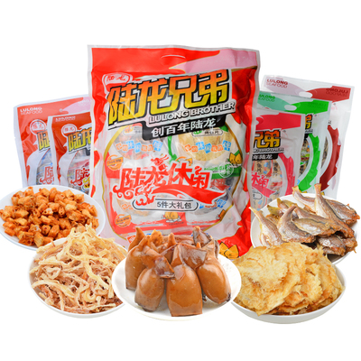 陆龙5件高品质节日零食大礼包