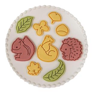 秋天卡通枫叶松鼠刺猬饼干模具银杏树叶曲奇翻糖立体按压烘焙工具