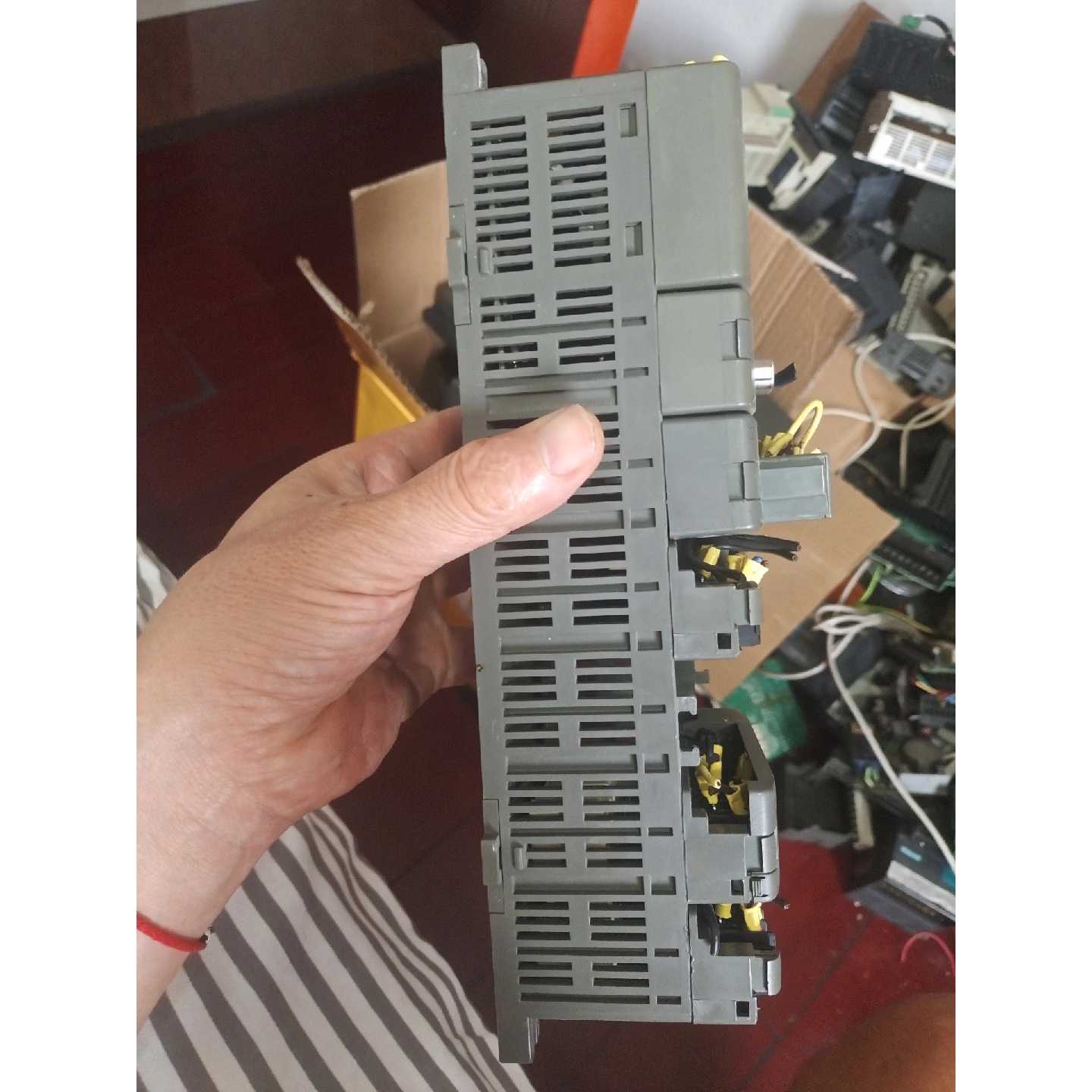 议价光洋SZ-4m及一套扩展,正常使用拆机,缺盖板基本上无破实物