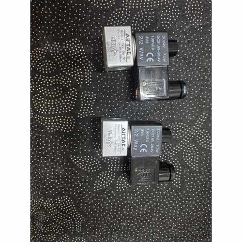 议价亚德客AIRTAC电磁阀3V208NC维修