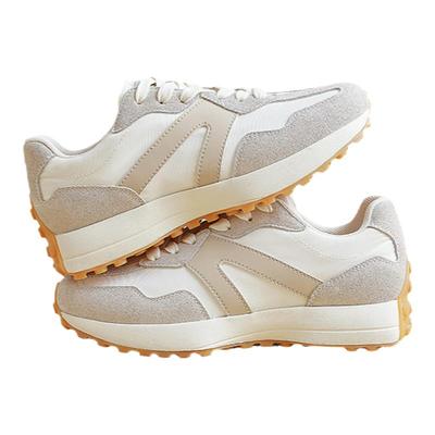 【达芙妮德训鞋】厚底白色运动鞋