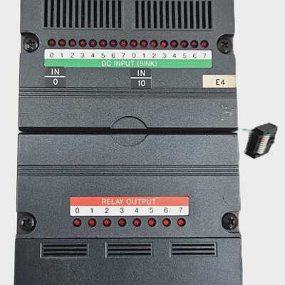 IDEC PFJ-T081U INPUT OUTPUT MODULE 240VAC FAST SHHIPPING