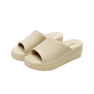 拖鞋女外穿夏天厚底松糕增高2025爆款时尚家居浴室防滑高跟凉拖鞋