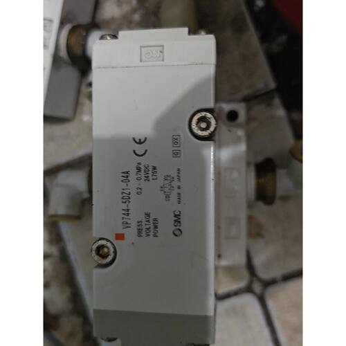 询价下单SMC. 电磁阀VP744R-5DZ1-04A实物拍摄成色九