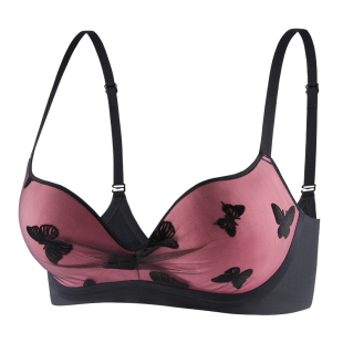 法式内衣女2025新款爆款刺绣蕾丝聚拢无痕性感甜辣风无钢圈文胸