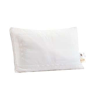 富安娜家纺枕头枕芯护颈椎助睡眠蚕丝枕抗菌防螨单人一只装护颈枕