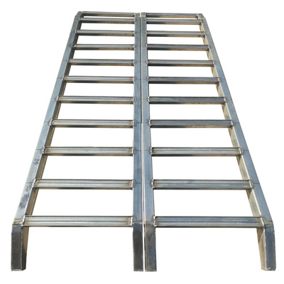 拖拉机旋耕机收割机挖机铲车爬梯