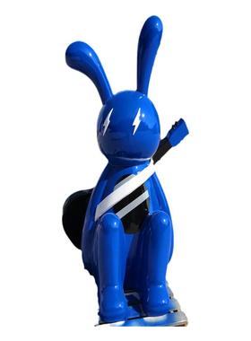 树脂兔子卡通IP雕塑定制动漫公司企业logo形象娃娃玻璃钢雕像摆件