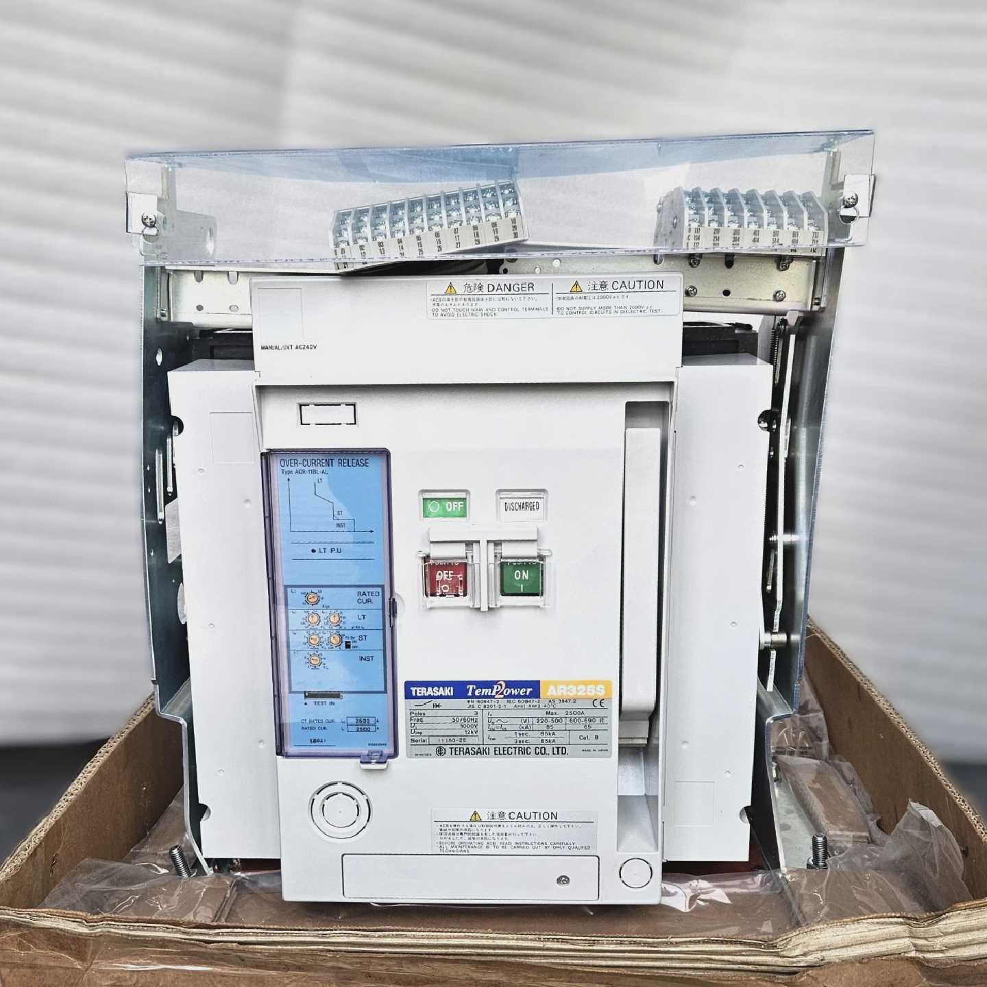 TERASAKI TEMPOWER2 AR325S 2500A 3P AIR CIRCUIT BREAKER WITH - 实物图