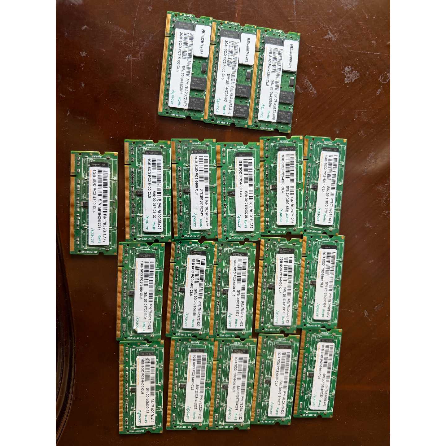 19个打 笔记本内存 1GB  16个 2GB 3个 共计议价
