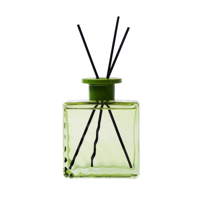 香薰室内持久家用高级卧室厕所卫生间专用精油男女生无火淡香氛水