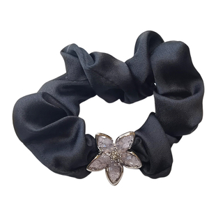 高级感缎面肠圈水钻花朵发圈女高弹力头绳扎马尾优雅简约丸子头饰