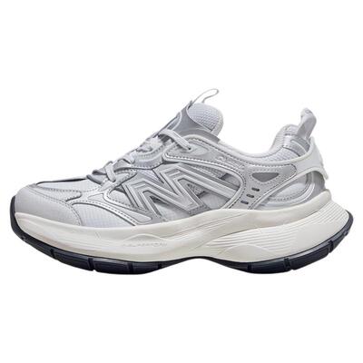 骆驼山河运动鞋女款2026新款透气银色厚底复古休闲鞋子百搭老爹鞋