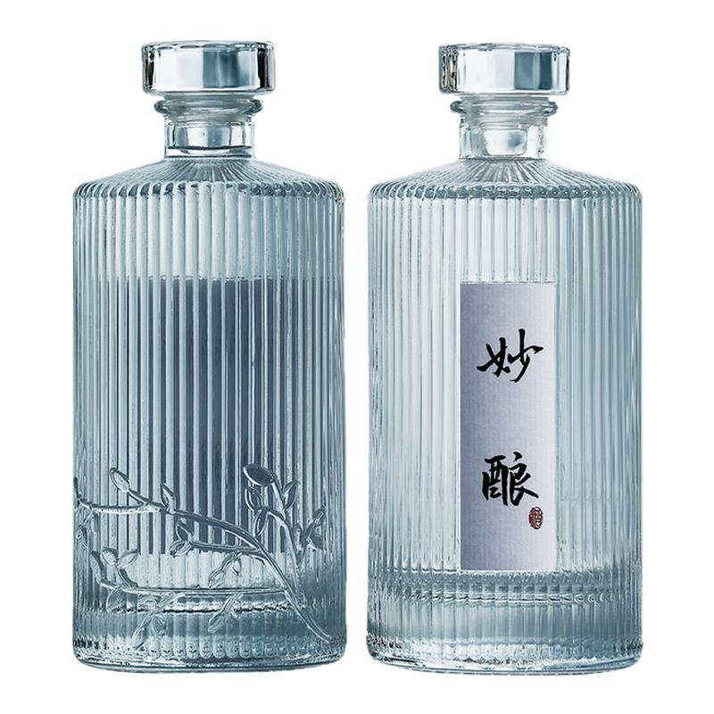 厂家直销高档白酒瓶玻璃分装空酒瓶晶白料一斤装加厚密封空酒瓶