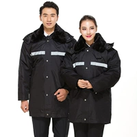 Хлопковое пальто средней длины в светоотражающую полоску.