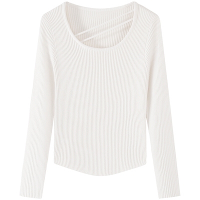 慕兔低圆领不规则短款打底衫