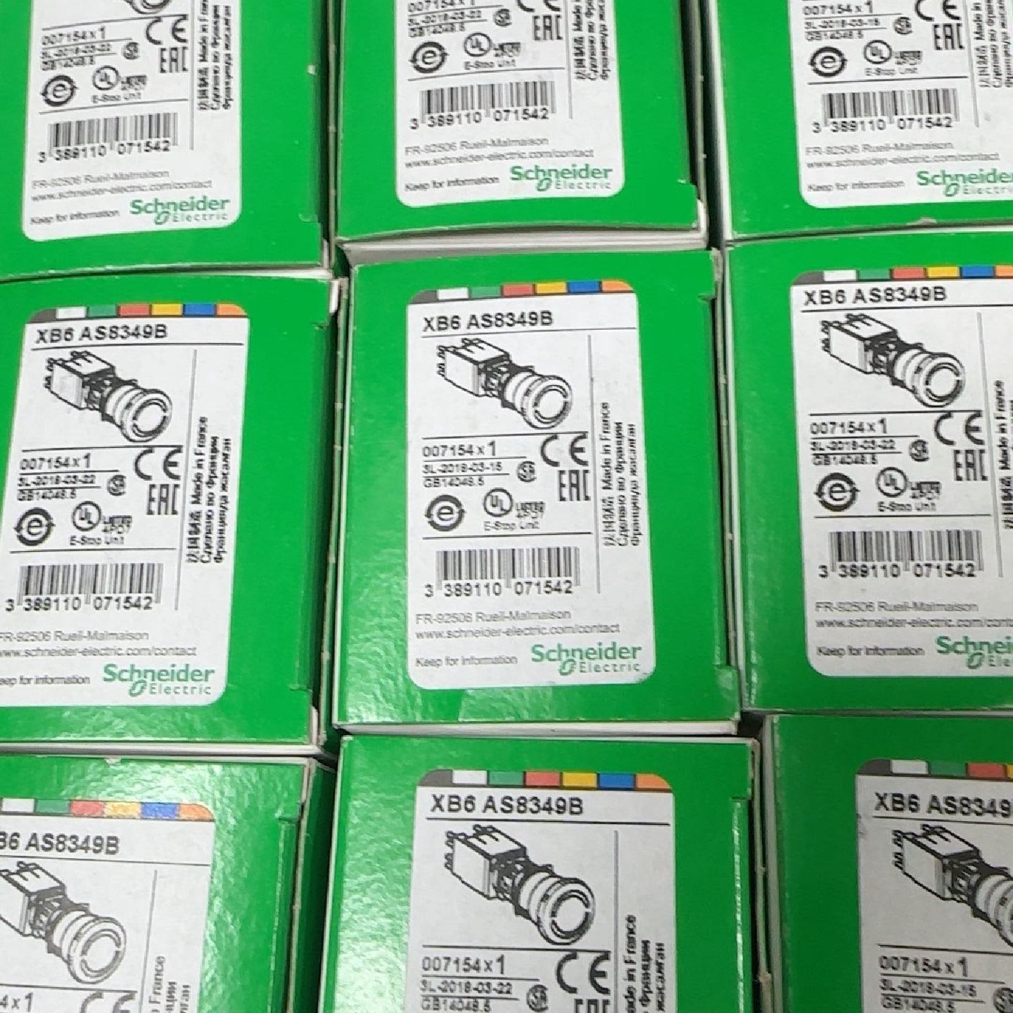 议价全新原装进口急停按钮 XB6AS8349B 数量11个
