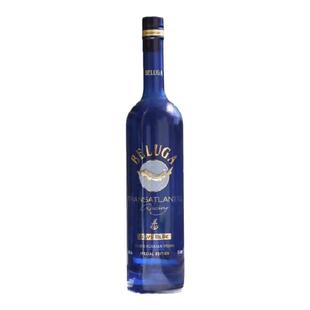 白鲸伏特加金鲟鱼俄罗斯黑山大西洋彼岸贵族蓝色瓶酒身Beluga鳕鱼
