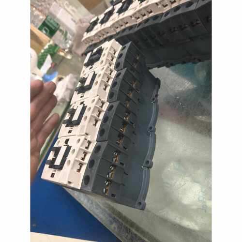 议价施耐德接触器LC1D25BDC有24个，25A,线圈电压DC