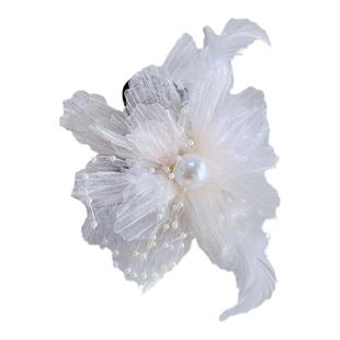 天鹅湖~纯欲仙气羽毛抓夹小众设计感后脑勺盘发鲨鱼夹头饰女生