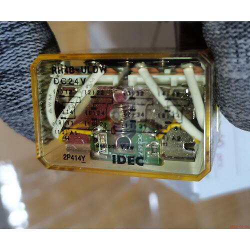 在线议价全新 无品牌注册商标 中间继电器 RH4B-ULDW DC24V